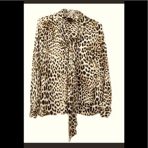 Worthington Womens Top Size: XL Animal Print Long Tab Sleeves it’s like new